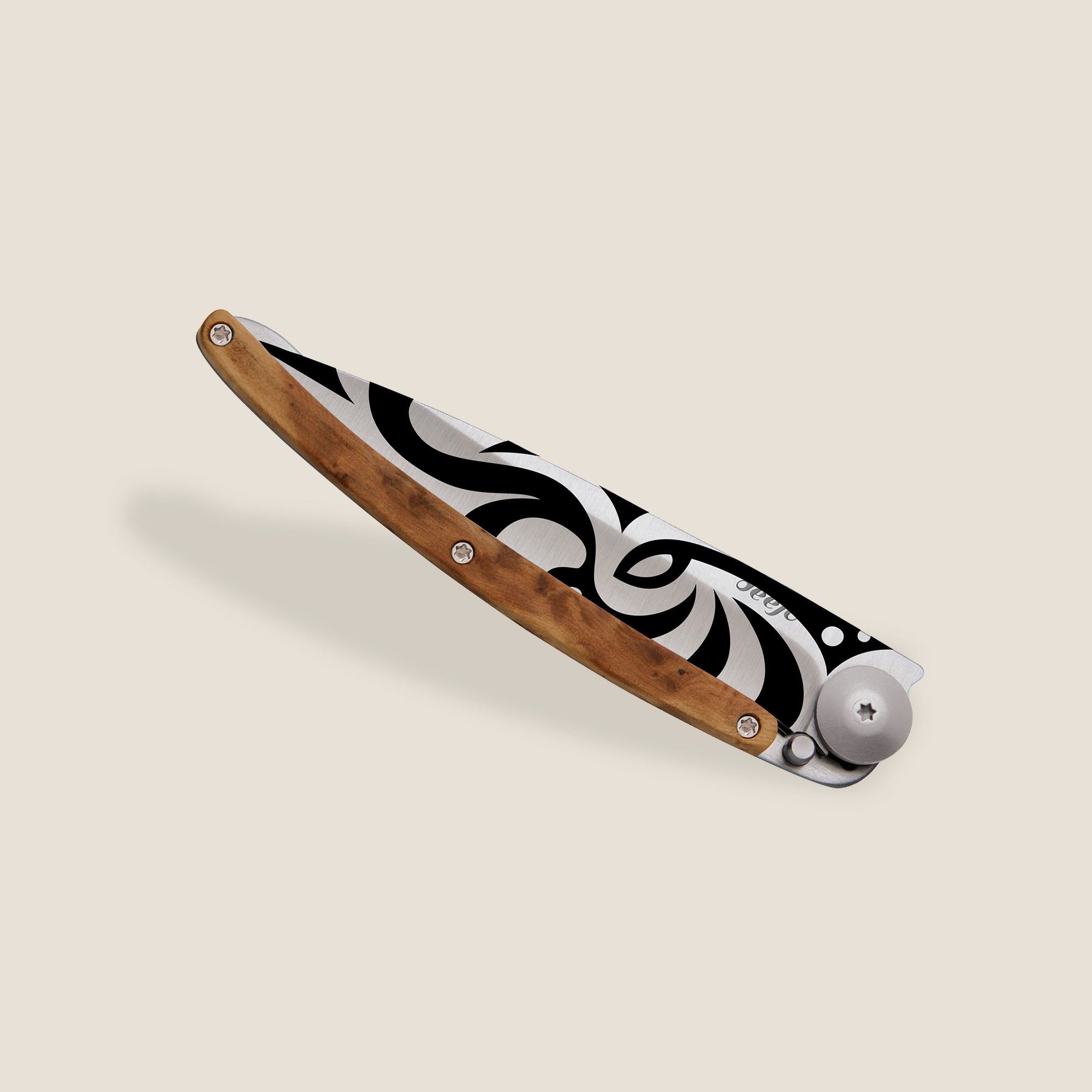Deejo 37g Zakmes – Tribal Juniper Wood Design