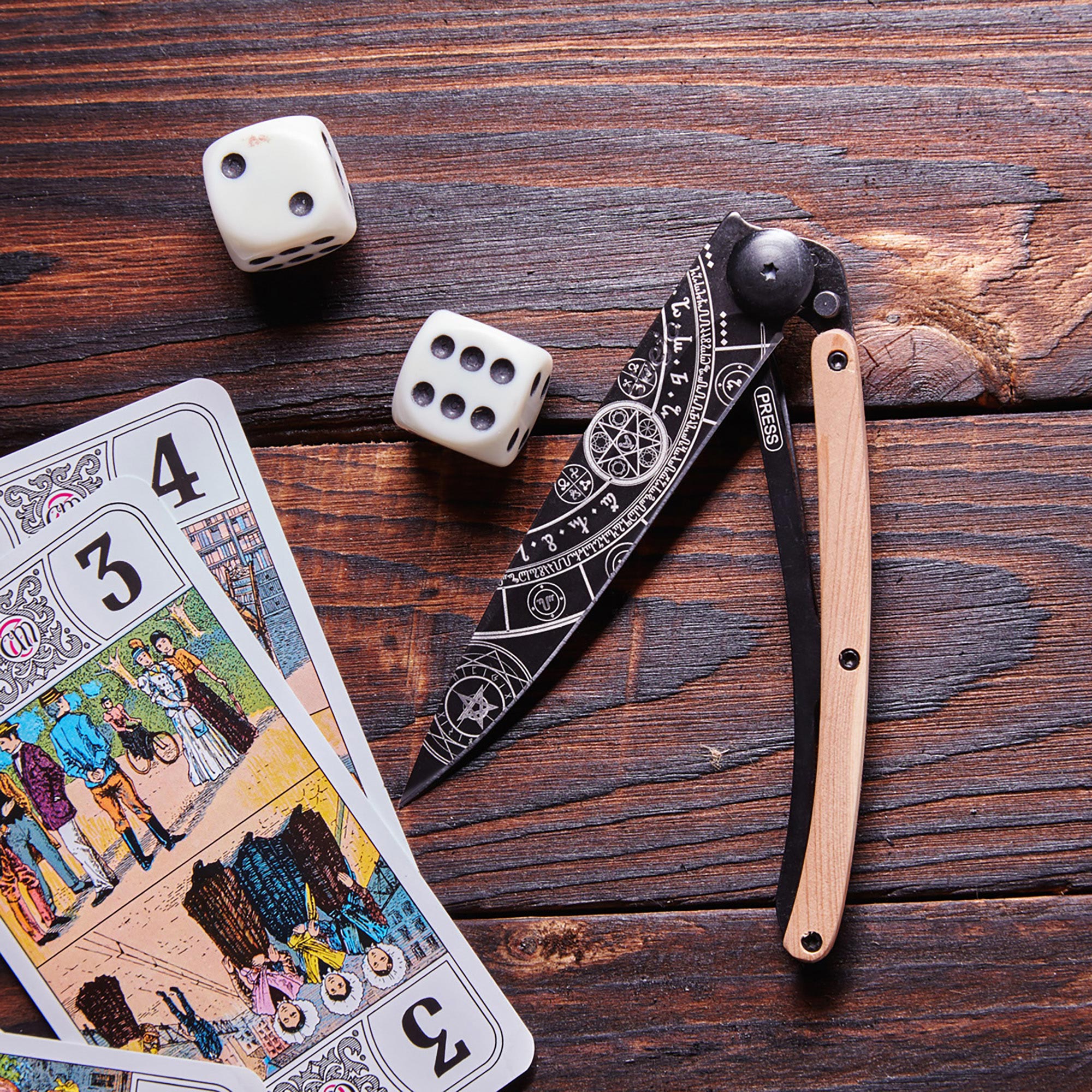 Deejo 37g Zakmes – Esoteric Juniper Wood Design