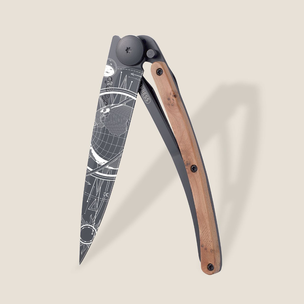 Deejo 37g Zakmes – Globe Trotter Juniper Wood Design