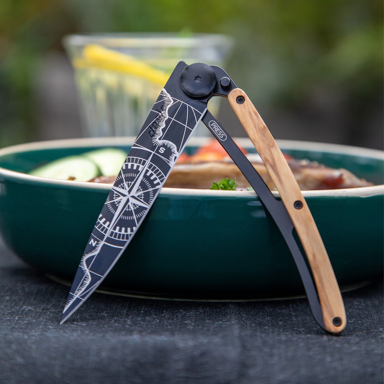 Deejo 37g Zakmes – Terra Incognita Olive Wood Design
