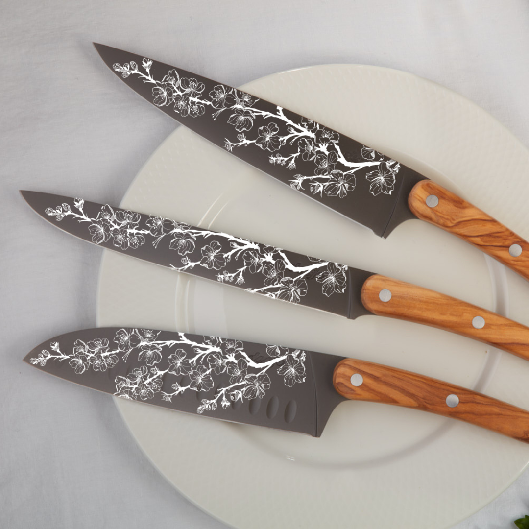 Deejo Sakura Messenset – 3-delig (Carving, Chef & Santoku)