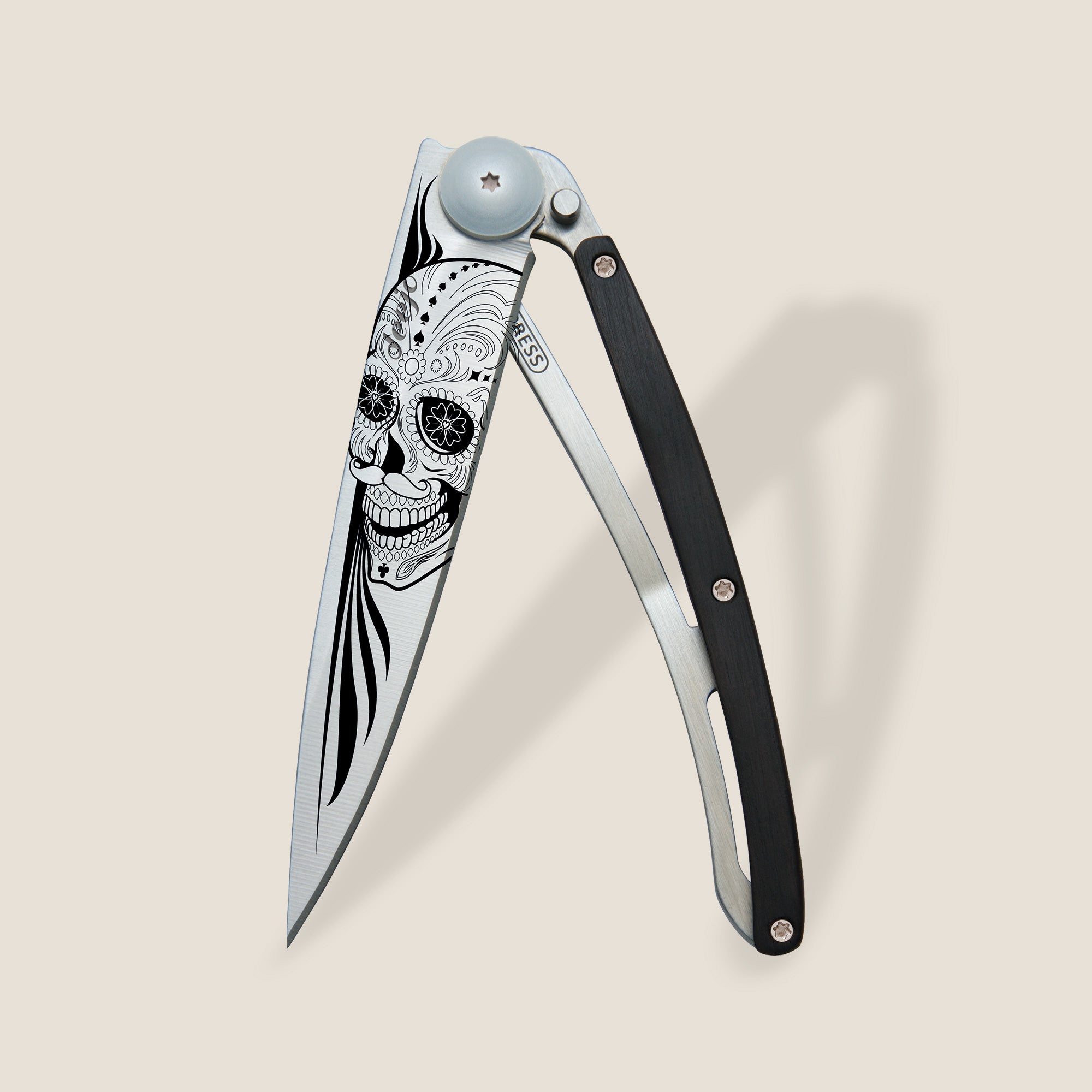 Deejo 37g Zakmes – Latino Skull Ebony Wood Design