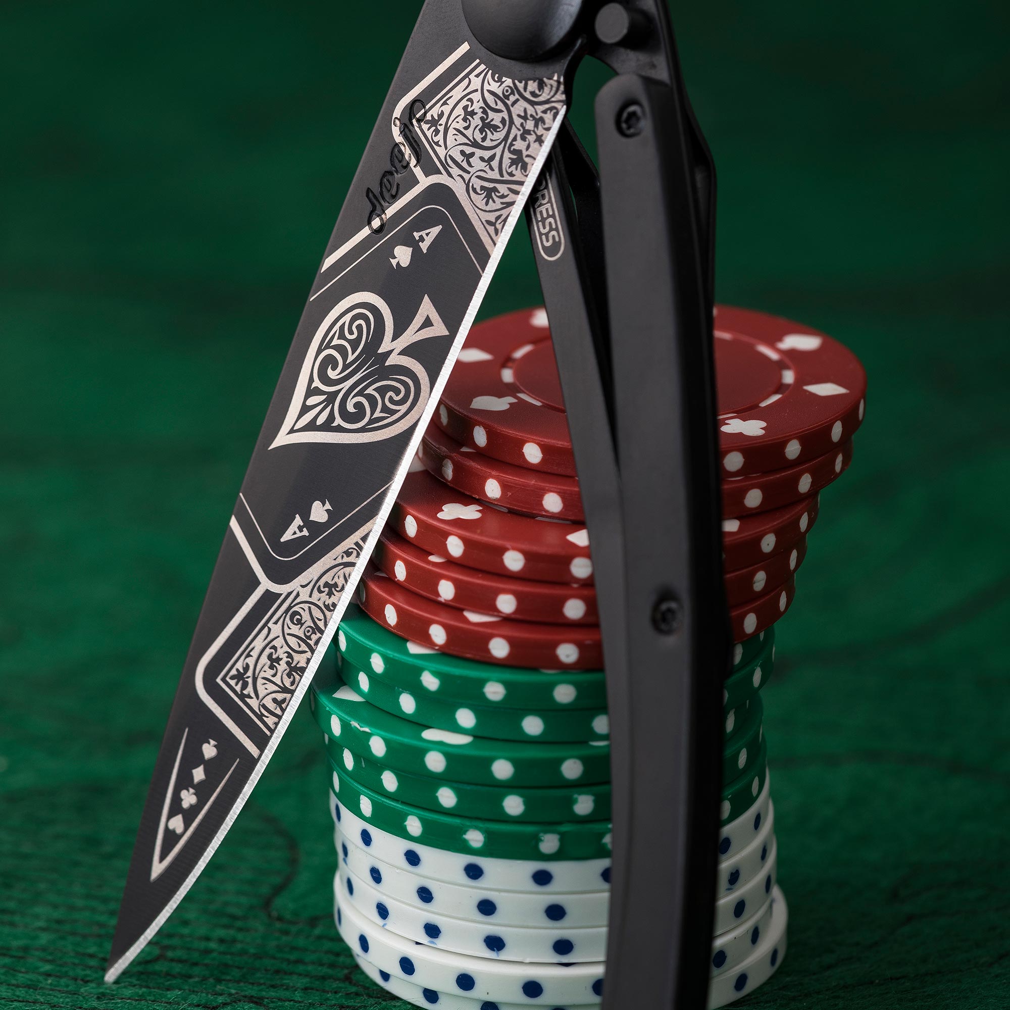 Deejo 37g Zakmes – Luck Ebony Wood Design