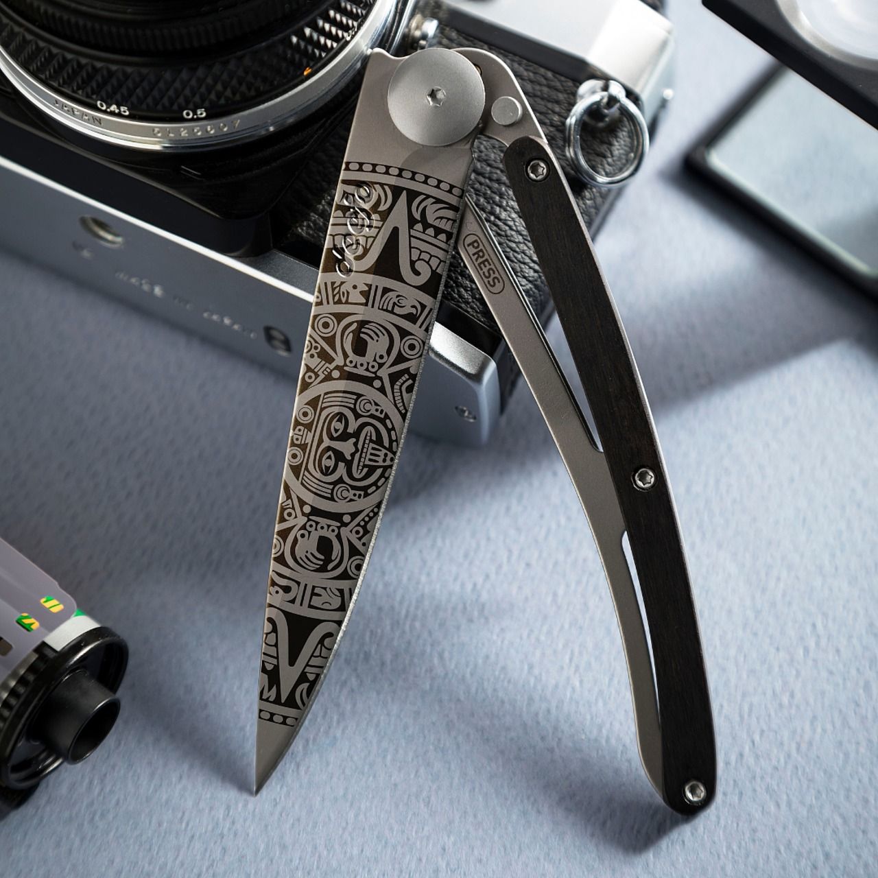 Deejo 37g Zakmes – Aztec Sun Ebony Wood Design
