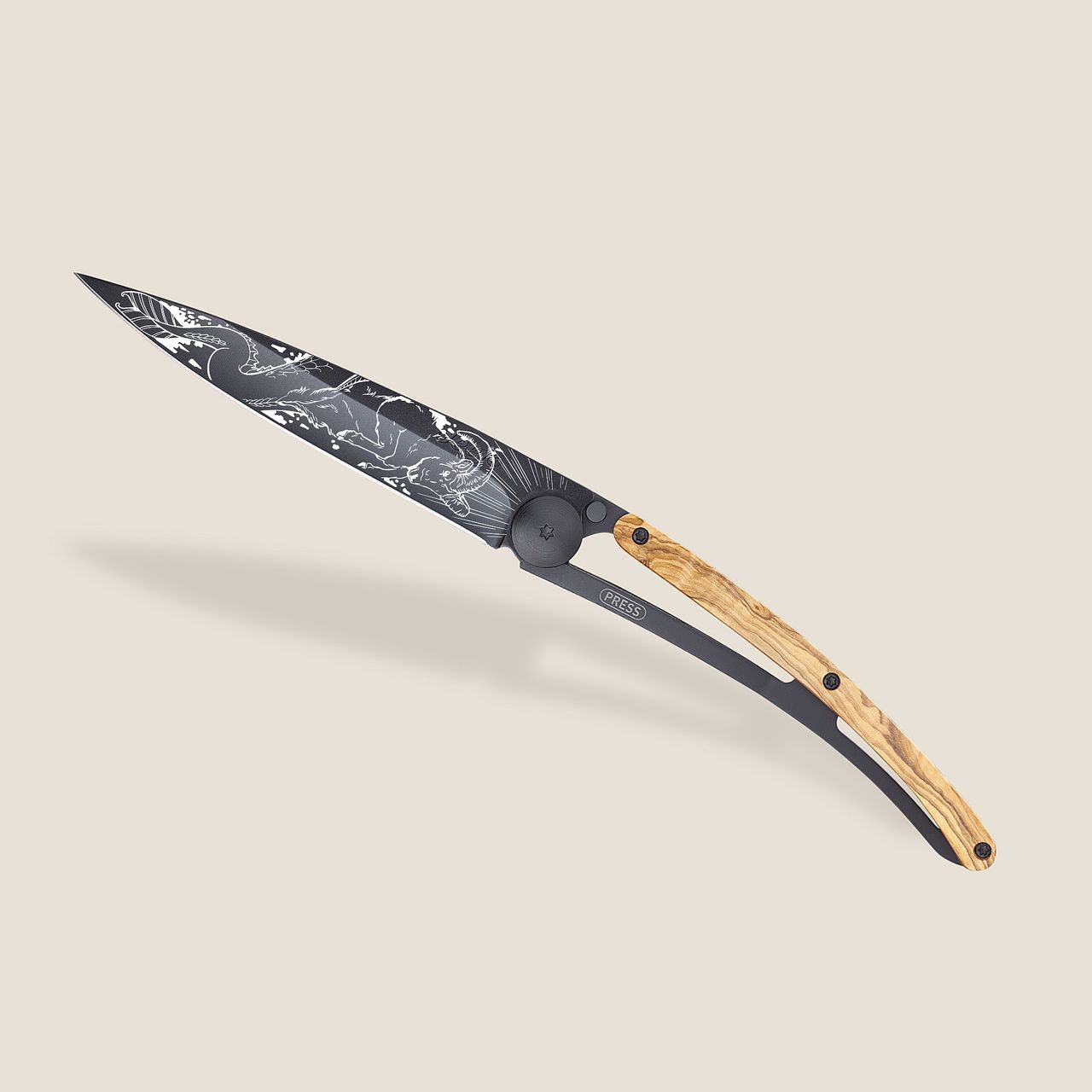Deejo 37g Zodiac Zakmes – Capricorne (Steenbok) Olijfhout