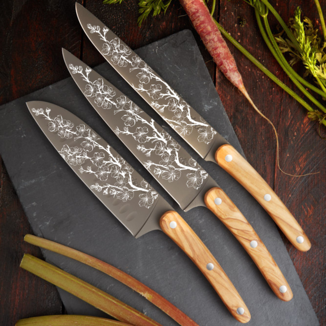 Deejo Sakura Messenset – 3-delig (Carving, Chef & Santoku)